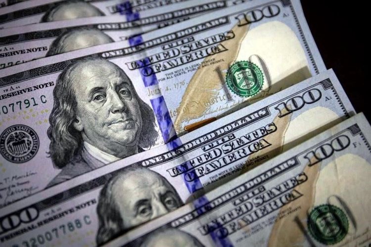 Repunta dólar a $21.14 tras ataque ruso a Ucrania