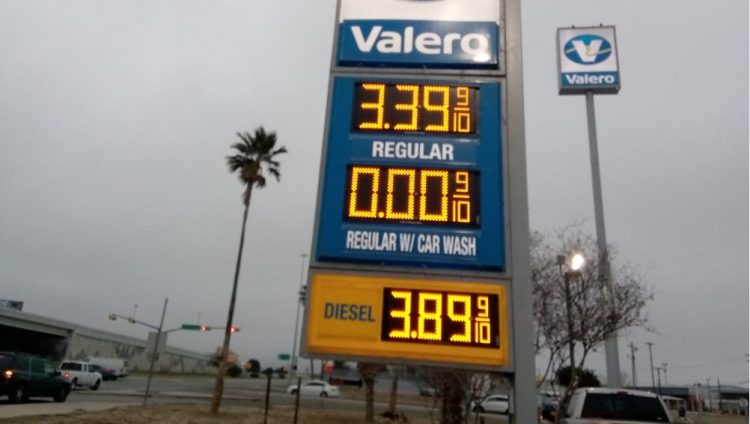 Se dispara el precio de la gasolina en Laredo por conflicto en Ucrania