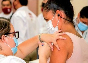 Quedó sin vacunar 50% de la población