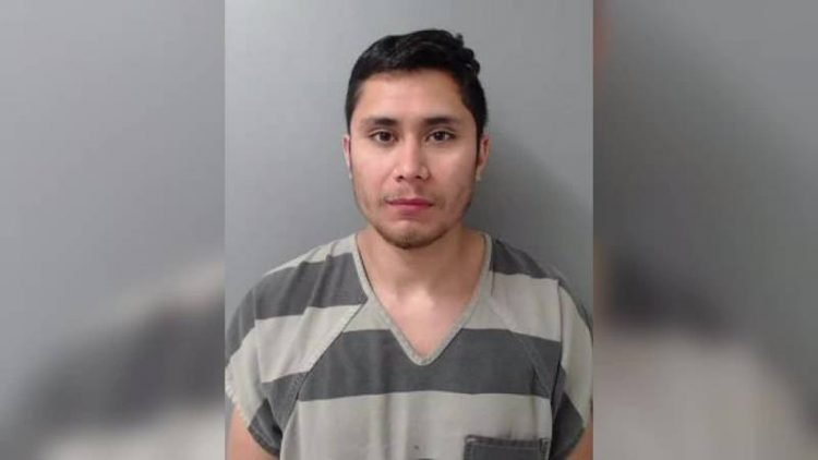 Deja grave a golpes a su bebé de 2 años