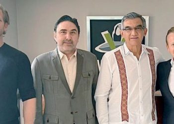 Presenta el PVEM a Américo como candidato oficial a la gubernatura