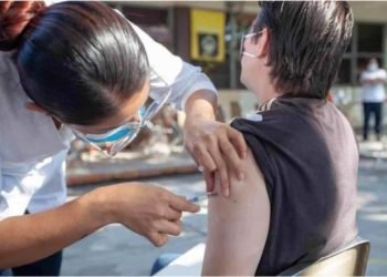 Por falta de interés reducen dosis de refuerzo anticovid en Tampico