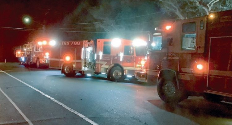 Se vuelca familia; tres bebitos quedan graves