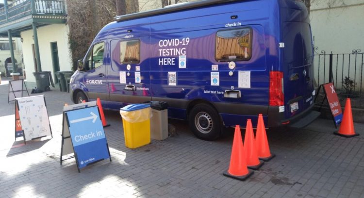 Exigen seguro médico a los que quieran pruebas de covid