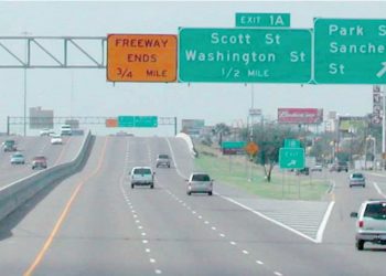 Saturada la I-35, se desplazan 60 mil vehículos diariamente