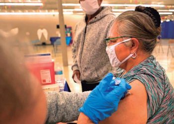 Disponible en Laredo segundo refuerzo contra el COVID-19