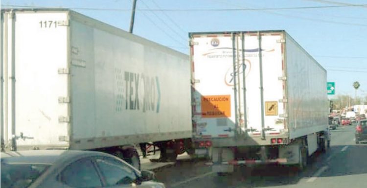 Piden vía alterna en puente Colosio