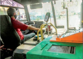 LLUEVEN QUEJAS CONTRA CAMIONES URBANOS