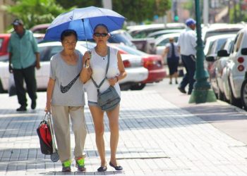 Viene ola de fuerte calor, advierten