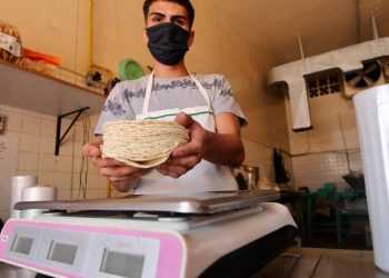 ¡Otro tortillazo! kilo subiría a 25 pesos; te obligarán a estar a dieta