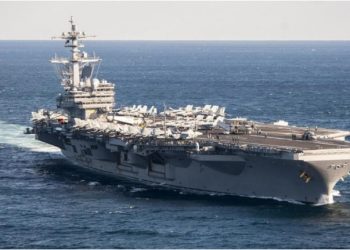 Encuentran muertos a tres marineros estadounidenses de un portaaviones en menos de una semana