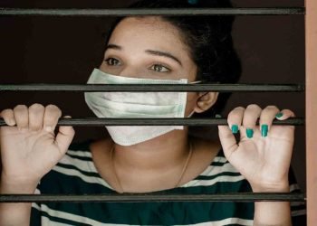 Española se convierte en el primer caso en el mundo de reinfección por covid en menos de 3 semanas