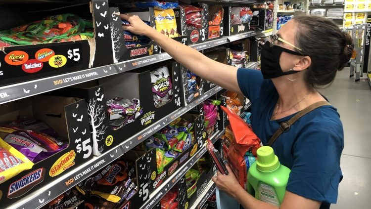 Detectan químicos nocivos en juguetes y alimentos enlatados de tiendas de descuento de EU