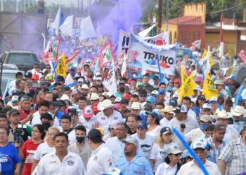A esta región y a Tamaulipas le va a ir con madre… todos con César Truko Verástegui
