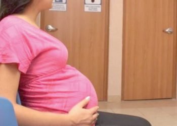 Frenó pandemia cifra de embarazos en menores