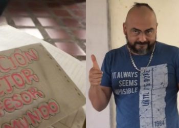 ¿Una peluquita? Alumnos reúnen partes de su cabellera para su profesor y así reacciona