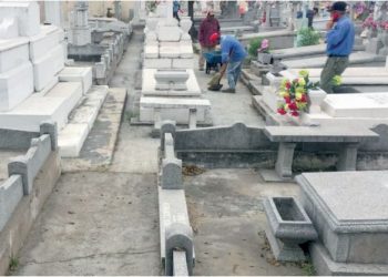 Listos, panteones para el Día de las Madres