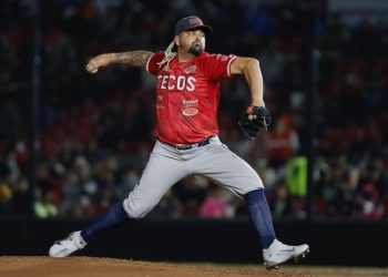 «Balbinator» lleva a Tecolotes Dos Laredos a la cima de la LMB sobre Toros de Tijuana
