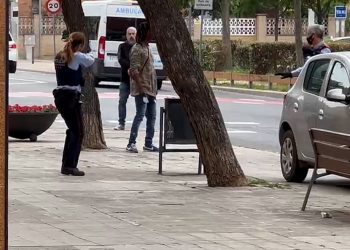 Una “mossa” dispara en la pierna a un atracador que la amenazaba con un cuchillo