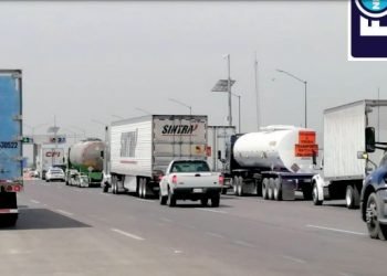 Resienten transportistas severas pérdidas por revisiones exhaustivas