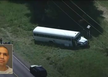 Buscan a delincuente que mata a policías