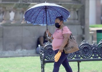 Recomiendan hidratarse ante las altas temperaturas