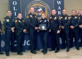 Departamento de Policía de Laredo reconoce a sus mejores oficiales