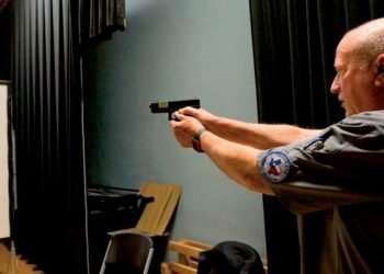 Maestros se niegan a dar clases armados