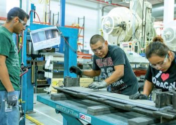 Importarán empresas empleados de otros estados