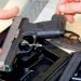 Prevén aumentar edad para compra de armas