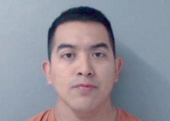 Detienen a maestro por violar a una estudiante