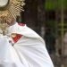 Denuncian sacerdote «pirata» en Tlaquepaque, cobraba 5 mil por curaciones