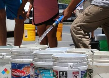 Nuevo León instalará 150 cisternas de 10 mil litros para reducir desabasto de agua