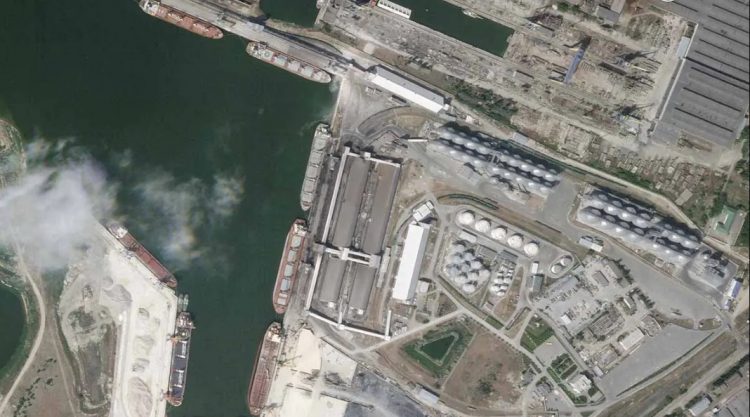 Rusia asegura que mató a cerca de 500 militares ucranianos en un ataque contra un astillero