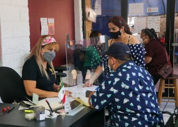 Recomiendan acudir a oficina de pasaportes antes de su cita