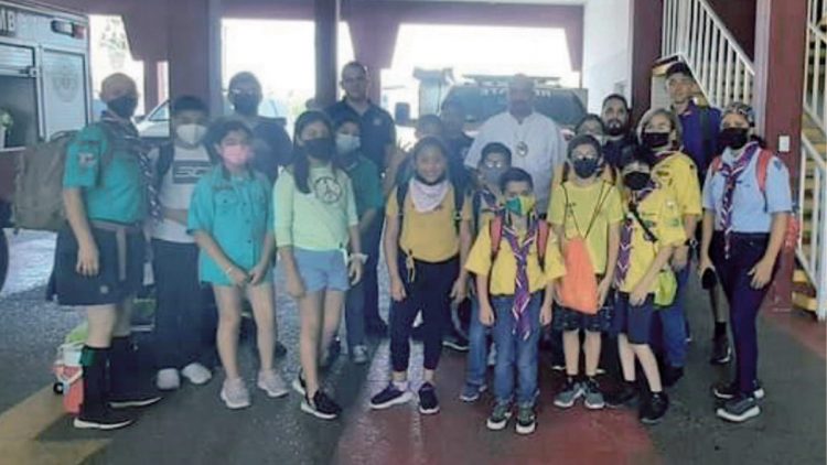 Grupo de Scouts realizan campamento en Protección Civil