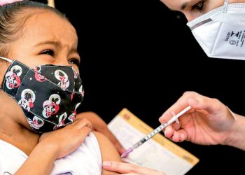 Iniciaría vacunación para niños el lunes