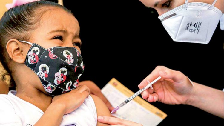 Iniciaría vacunación para niños el lunes