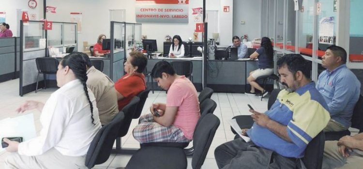 Analizan trabajadores, el nuevo ofrecimiento Infonavit