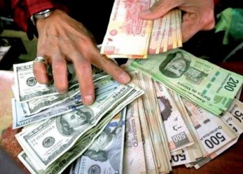 Alcanzan cifra récord remesas enviadas por mexicanos en Estados Unidos