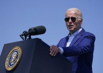 Joe Biden da positivo a covid-19
