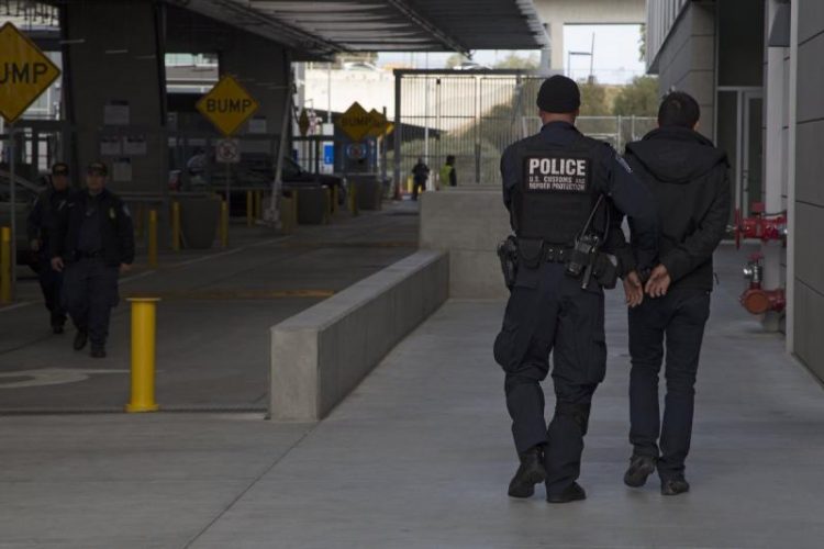 Interceptan a 3 delincuentes sexuales durante el 4 de Julio