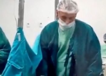 «Un criminal en serie», el anestesista que abusó de una embarazada mientras le hacían una cesárea