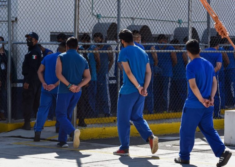 Número de personas presas llega a casi 227 mil, el más alto desde 2015