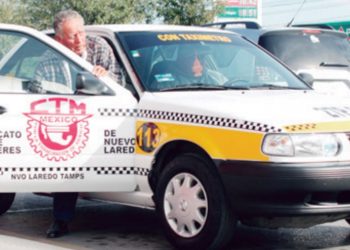 Ahoga a taxistas el aumento a gasolina