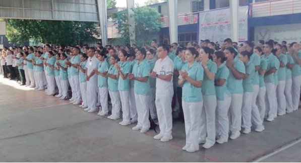 Facultad de Enfermería otorga distintos apoyos a estudiantes