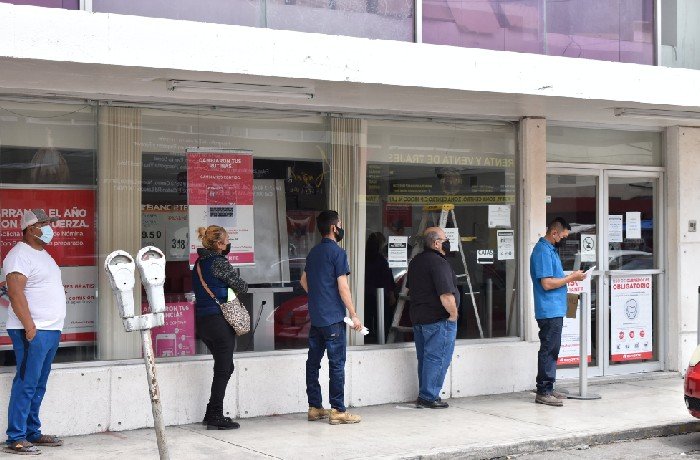 Dejan bancos de laborar sábados