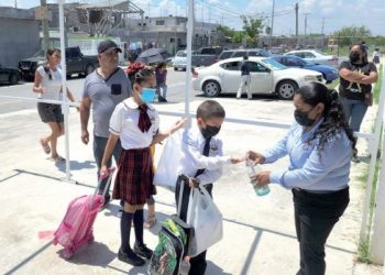Recomiendan aplicar protocolos sanitarios en acceso a escuelas