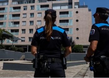 Las notas que una mujer secuestrada por su exnovio tiró por la ventana y que permitieron rescatarla