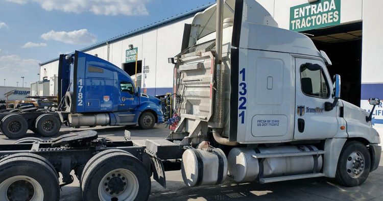 Éxodo de choferes a Estados Unidos, por bajos sueldos